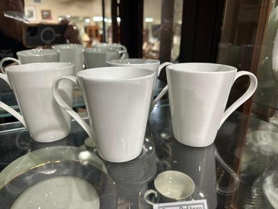 4 cashmere Maxwell & Williams mugs