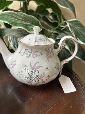 English Colclough tea pot set