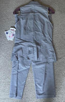 Brand New Scarlett Clothing Women's light grey 2 piece set in size 9/10