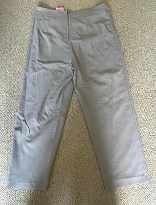 Brand New Scarlett Clothing Women's light grey 2 piece set in size 9/10