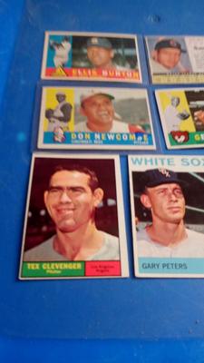 LOT 132 - 7 OLD BASEBALL CARDS