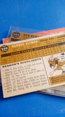 LOT 132 - 7 OLD BASEBALL CARDS