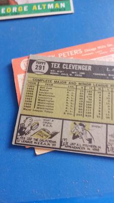 LOT 132 - 7 OLD BASEBALL CARDS