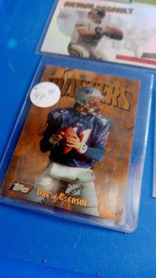 LOT 133 - 8 OLD FOOTBALL CARDS