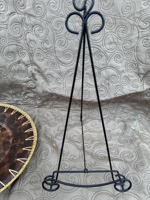 Interior Decor 3Piece Set With Plate Stand