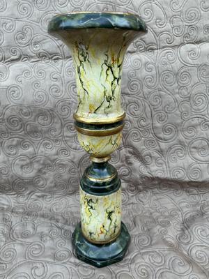 Marble & Gilt Design Urn / Interior Concepts $360 Retail