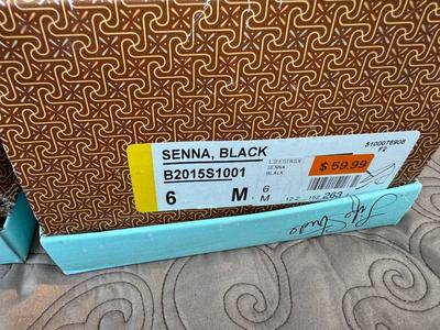 Life Stride - Women’s Sz 6 (never worn)