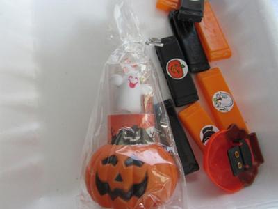Plastic Trick or Treat Toys and Skull Head Candy Container