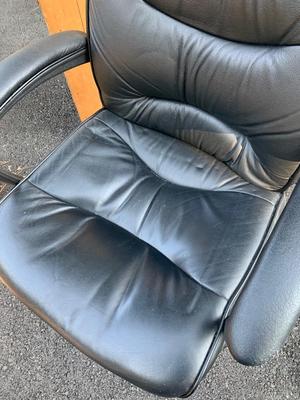Clean Cushioned Office Chair