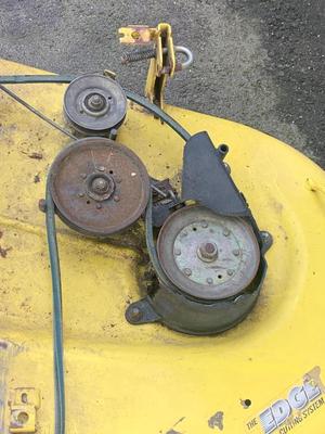 John Deere Lawn Tractor