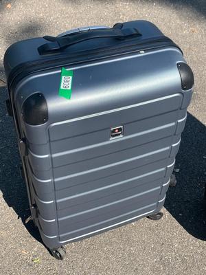 Hard & Soft Luggage Lot