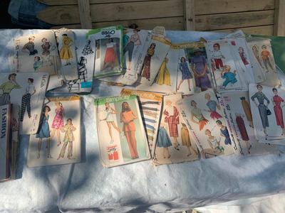Large Lot of Vintage Sewing Patterns