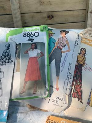 Large Lot of Vintage Sewing Patterns