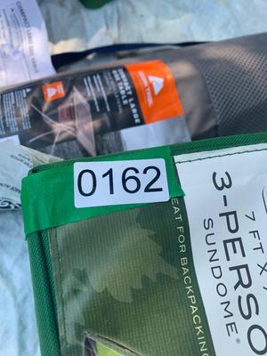 Camping Lot - 2 Chairs - Tent - Collapsing Side Table