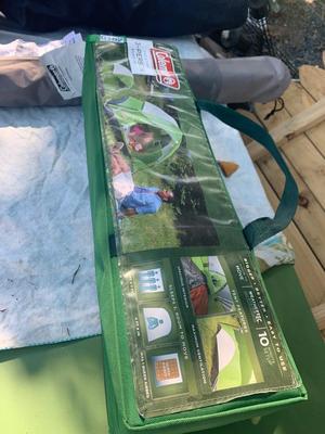 Camping Lot - 2 Chairs - Tent - Collapsing Side Table