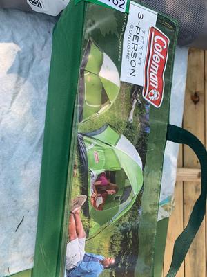 Camping Lot - 2 Chairs - Tent - Collapsing Side Table