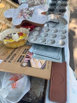Huge Baking / Cookware Lot