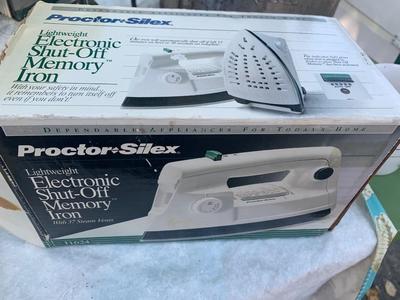 Kitchen / Household Appliances Lot Crock Pot Toaster Iron Deep Fat Fryer