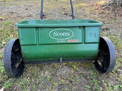 Scotts Accugreen 3000 Spreader