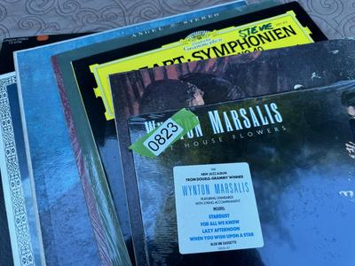 Records Lot 11