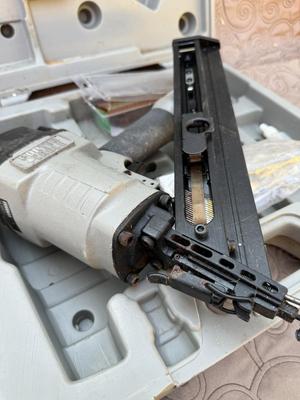 Porter Cable 15 GA. Finish Nailer & Safety Glasses