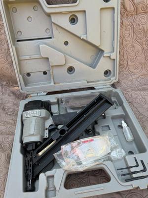 Porter Cable 15 GA. Finish Nailer & Safety Glasses