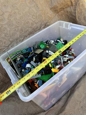 LEGOs - Huge 66 Quart - Minecraft / Mixed