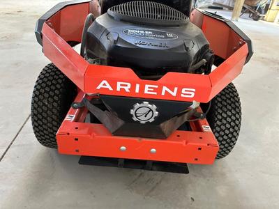 LIGHTLY USED ARIENS EDGE 34 RIDING LAWN MOWER