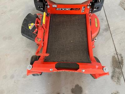 LIGHTLY USED ARIENS EDGE 34 RIDING LAWN MOWER