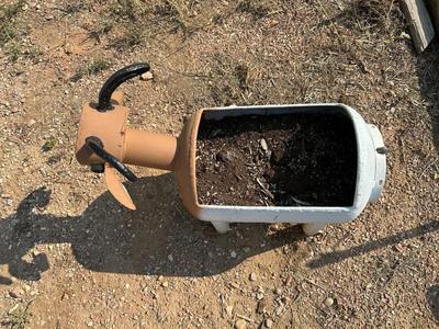 STEEL STEER FLOWER POT