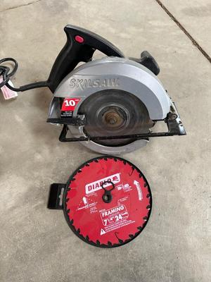10" CIRCULAR SAW, HEAT GUN AND AN ELECTRIC STAPLER