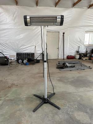 UFO ELECTRIC HEATER WITH TELESCOPIC ADJUSTABLE STAND