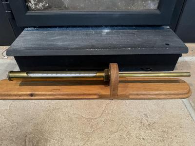 VTG MANOTHERM - ROTTERDAM Thermometer w/ Custom Wooden Wall Mount