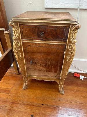 Vintage Joerns Bedroom Set (See Details)