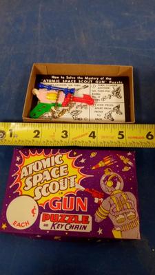 LOT 194 ATOMIC SPACE GUN