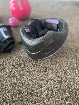 ADIDAS CLEATS & SHIN GUARDS, WILSON SIZE 3 SOCCER BALL AND MORE!