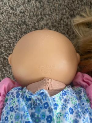 2 CABBAGE PATCH KIDS AND A CUTE LITTLE LULLABY GLOW WORM WITH TINKER BELL PILLOW
