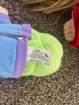 2 CABBAGE PATCH KIDS AND A CUTE LITTLE LULLABY GLOW WORM WITH TINKER BELL PILLOW