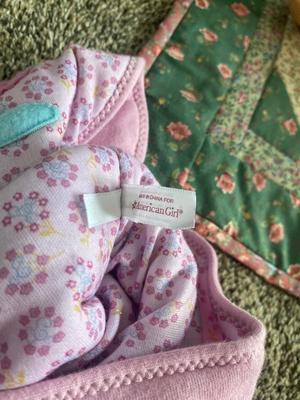 AMERICAN GIRL BITTY BABY SLEEPING BAG WITH MATCHING OUTFIT AND BACKPACK