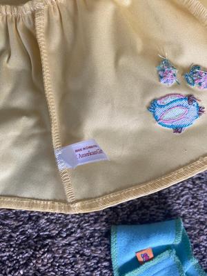 AMERICAN GIRL RAIN GEAR, BOOTS, HAT AND JACKETS