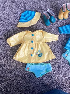 AMERICAN GIRL RAIN GEAR, BOOTS, HAT AND JACKETS