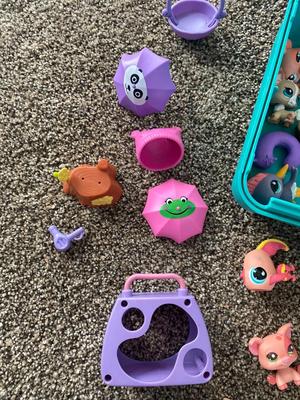 LITTLEST PET SHOP ANIMALS AND ACCESSORIES