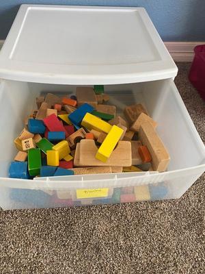 VINTAGE BUILDING BLOCKS