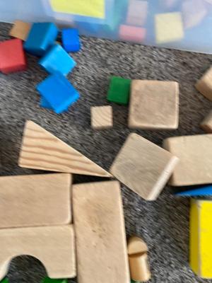 VINTAGE BUILDING BLOCKS