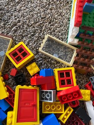 AN AMAZINGLY LARGE LOT OF LEGOS