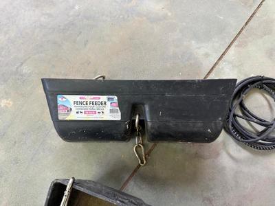 HEAT LAMP AND 2 FENCE FEEDERS