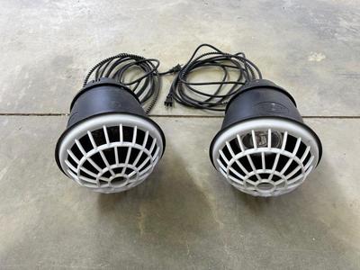 HEAT LAMPS AND FENCE FEEDERS