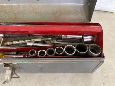 CRAFTSMAN TOOL BOX WITH SOCKETS, RATCHETS AND WRENCHES