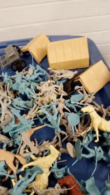 LOT 200 MARX GIANT CIVIL WAR PLAYSET