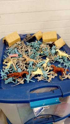 LOT 200 MARX GIANT CIVIL WAR PLAYSET